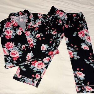 Floral Black Pajama Set with Pink Rose Print JOYSPUN
